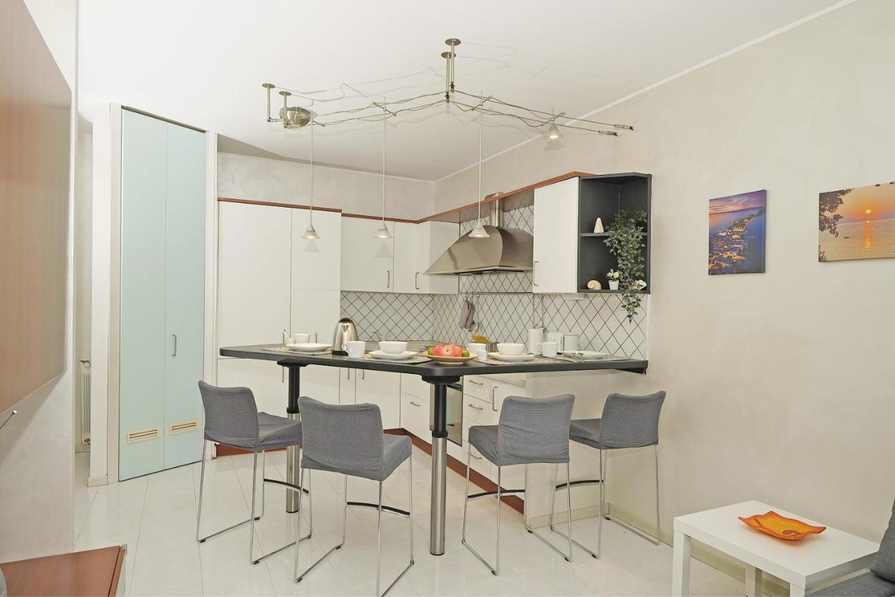 Casa Rudi - Gardagate Apartment Sirmione Luaran gambar