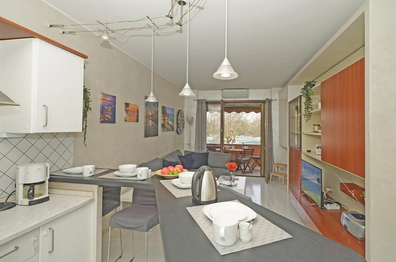 Casa Rudi - Gardagate Apartment Sirmione Luaran gambar