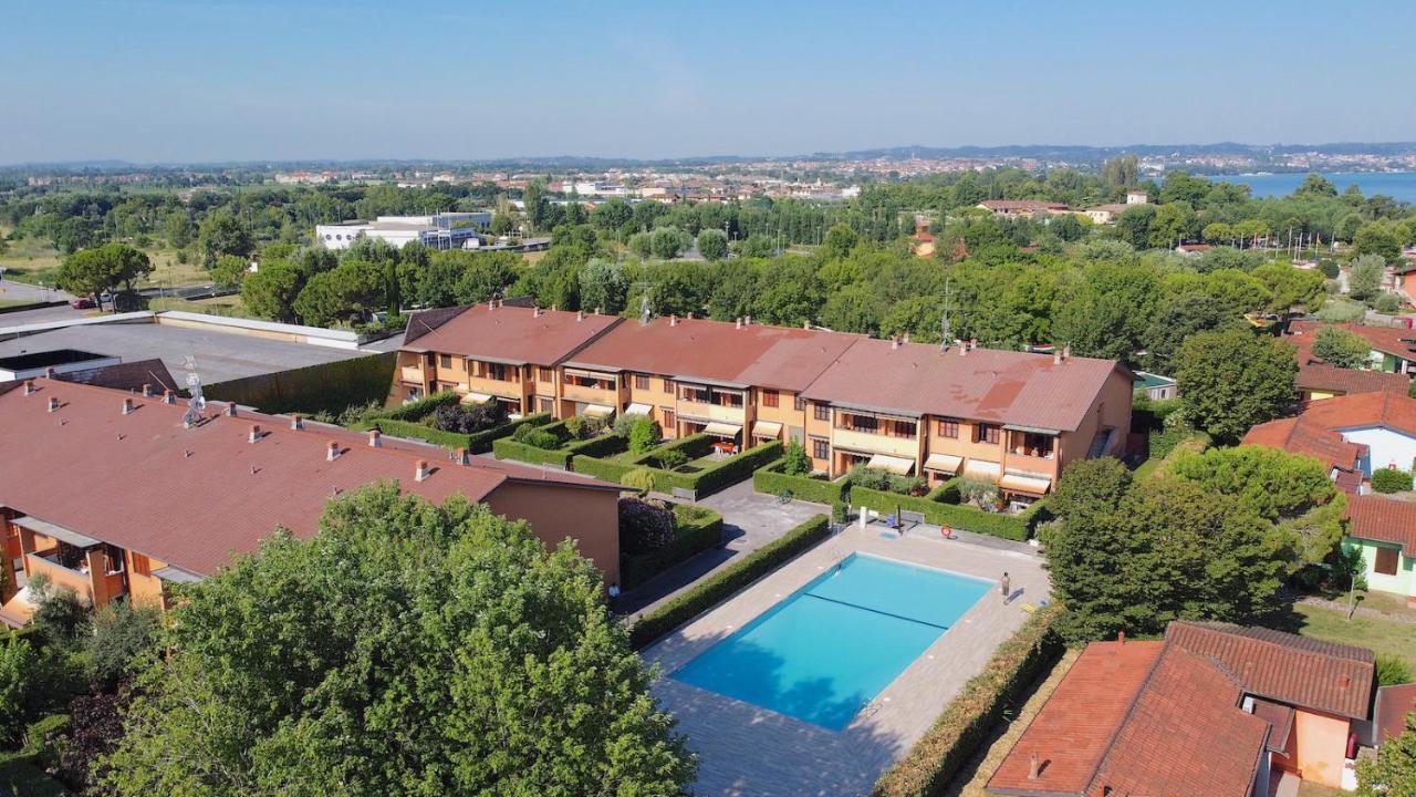 Casa Rudi - Gardagate Apartment Sirmione Luaran gambar